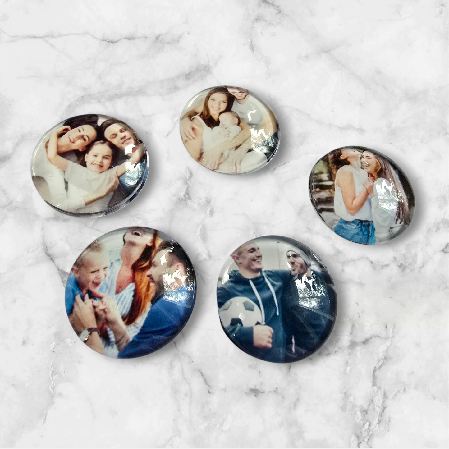 5 kpl kustomoituja lasimagneetteja omalla kuvalla